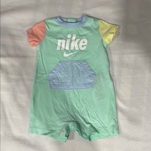 Nike romper